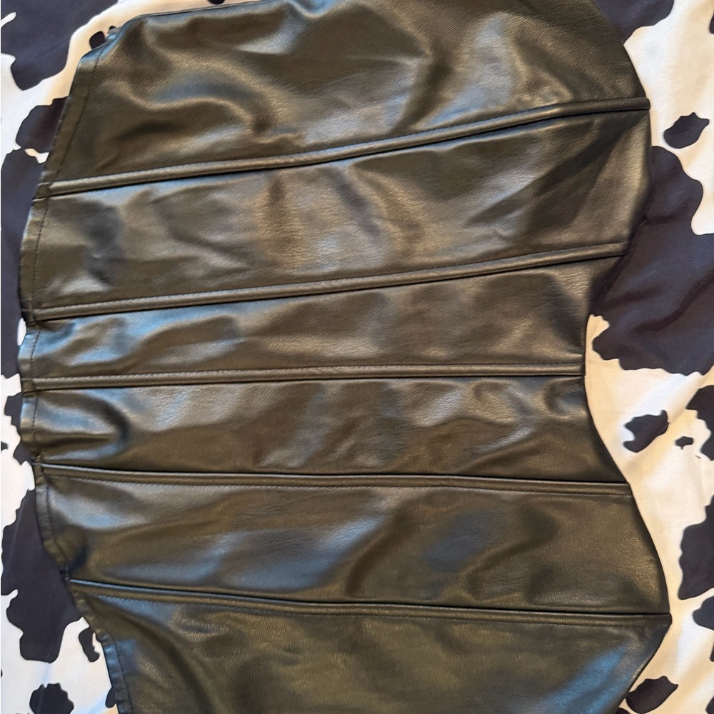 Black Faux Leather Panel corset strapless top shirt size large - zipper back